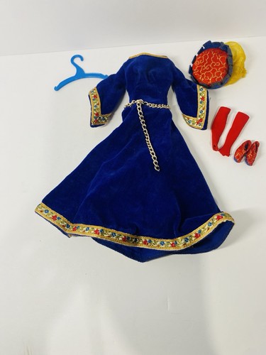 Vintage barbie guinevere - barbie, dress